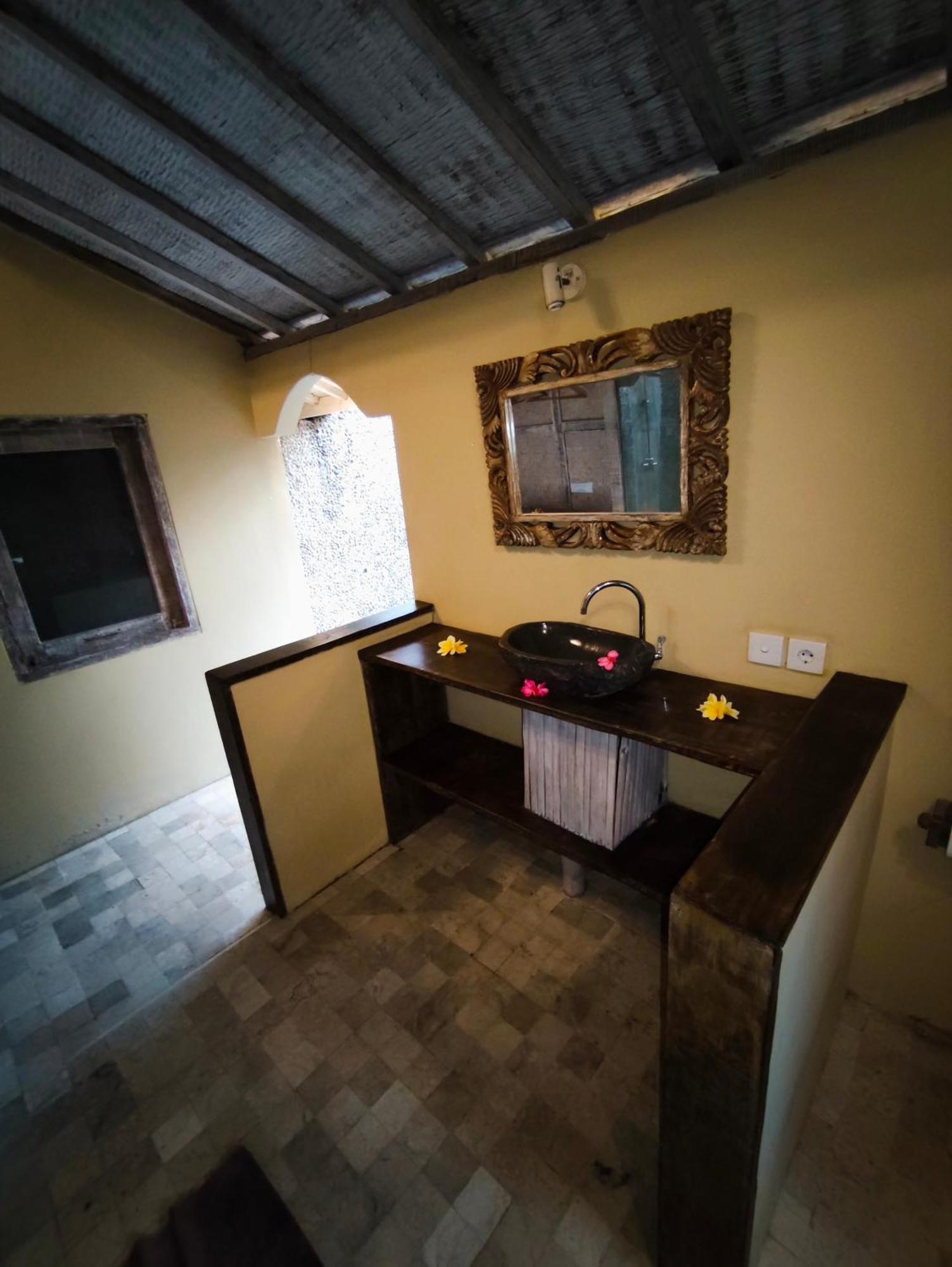 Villa Ibu Gili Trawangan Buitenkant foto